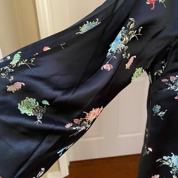 Vintage Hong Kong Dynasty Brocade Dress/Robe - Picture 7 of 15